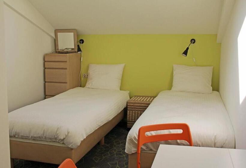Bed and Breakfast Dorpslogement Pieterburen