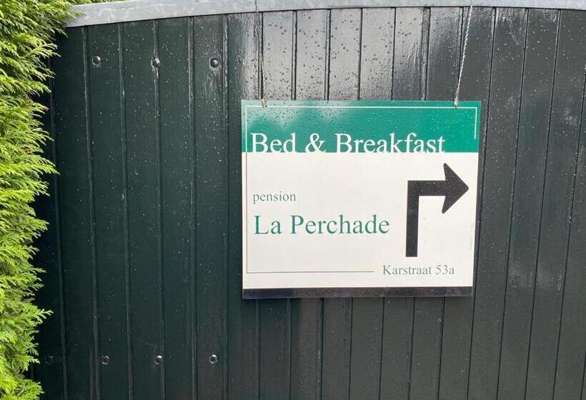 مبيت وإفطار La Perchade