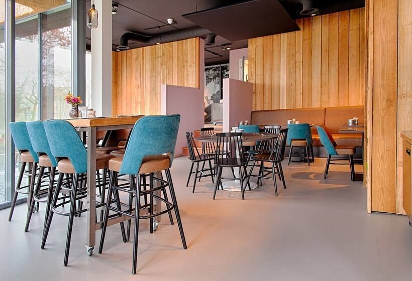 هتل De Roode Schuur