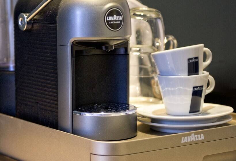 هتل Et Le Cafe De Paris