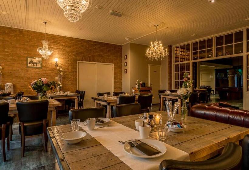 ホテル Restaurant Van Der Weijde