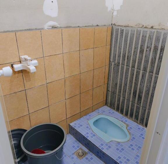 پانسیون Motel Penginapan Sartika