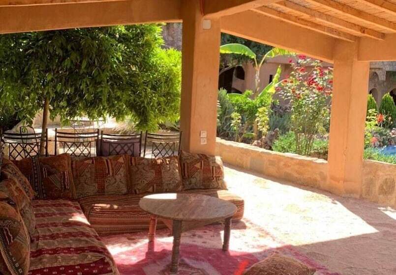 فندق Azzaouia Resort & Development