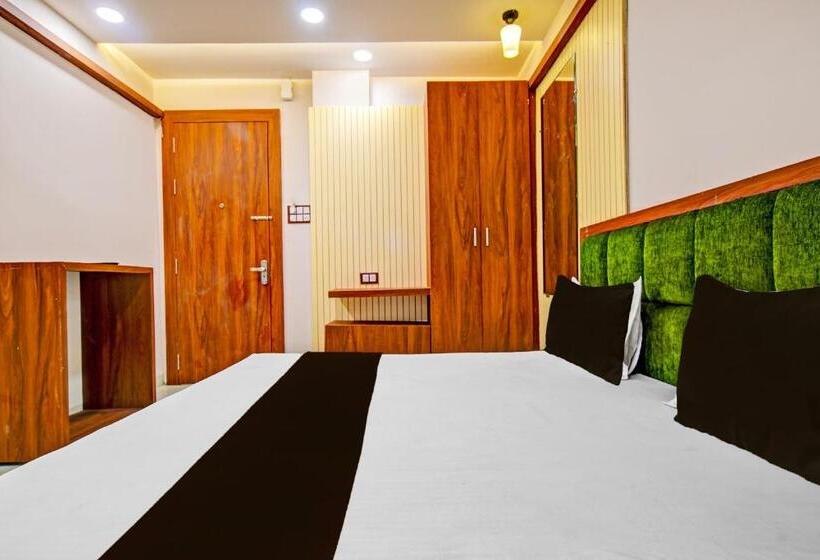 Oyo Hotel Shree
