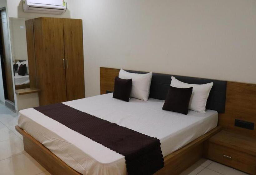 فندق Krishna Kunj Inn
