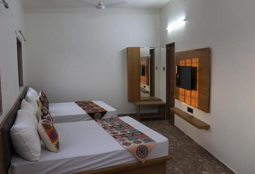 فندق Krishna Kunj Inn
