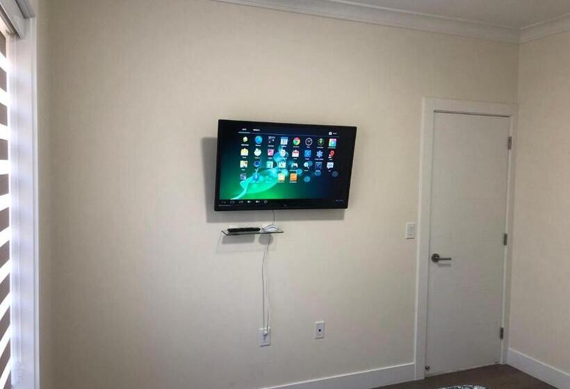 بنسيون 2024 Newly Built 2nd Lvl Guest Suite   2 Bedrooms