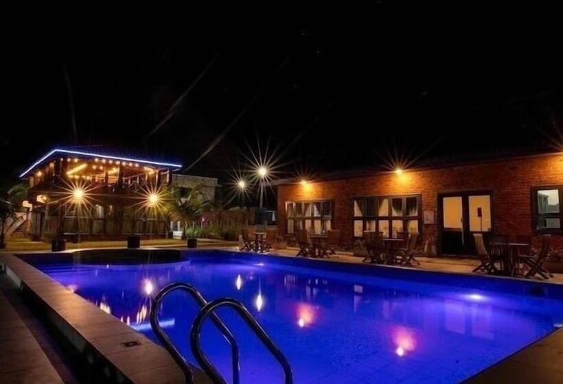 בית מלון כפרי Mankoview Beach Resort