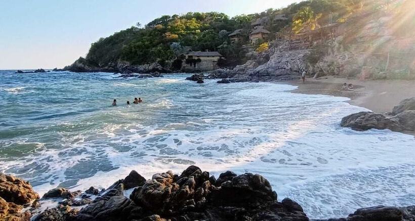 مبيت وإفطار Casa Rush