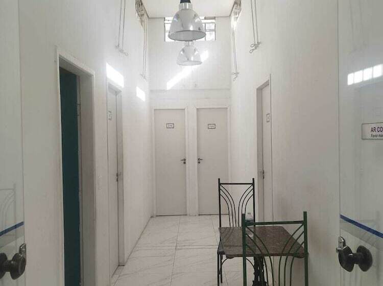 فندق صغير Trem Chic