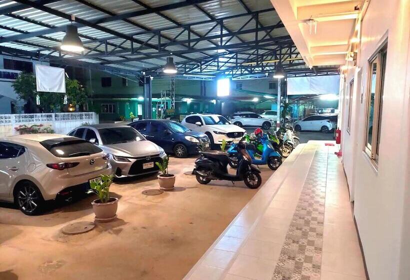 هتل Beyond 21