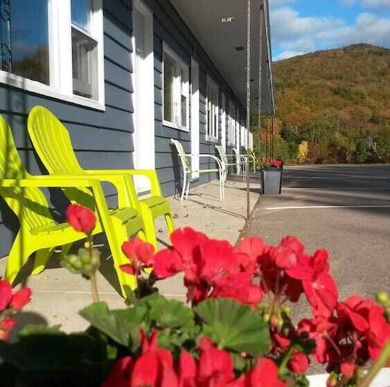 Cornerstone Motel