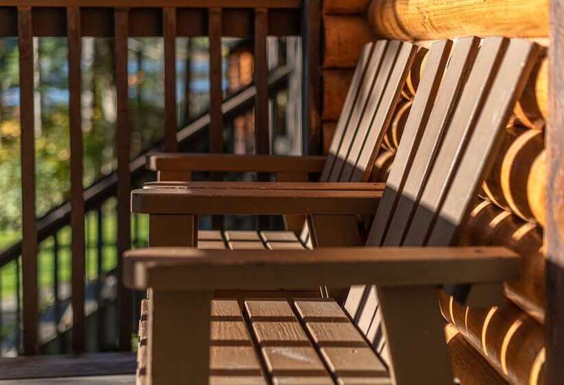 Cusheon Lake Resort