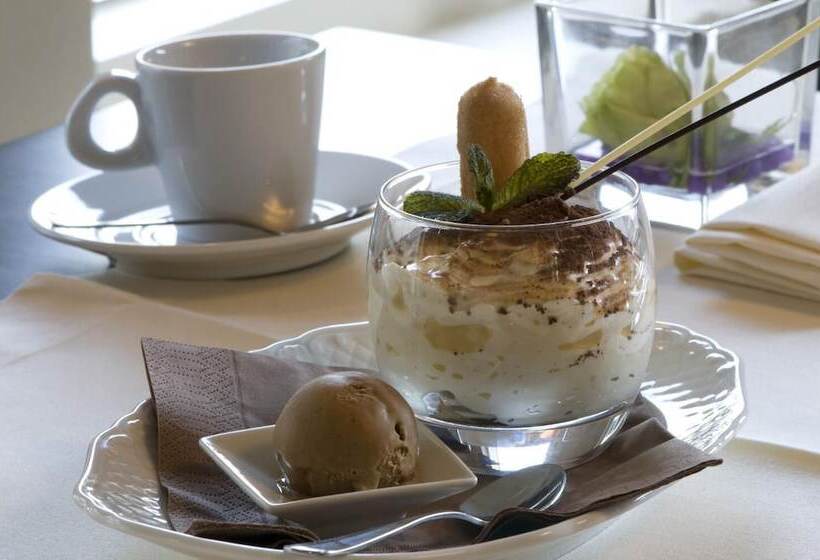 فندق B&b, Brasserie Lakerhof
