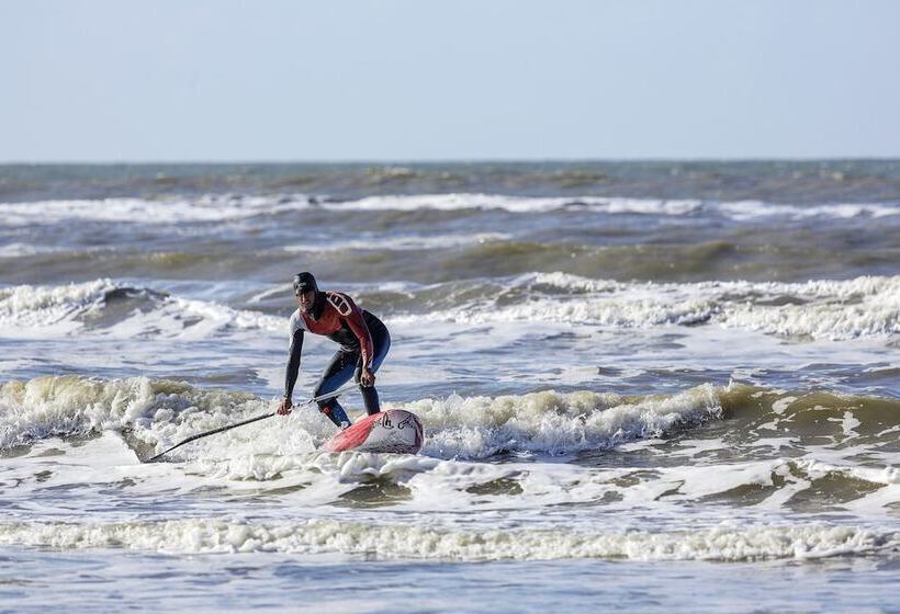 Beachhotel Zandvoort By Center Parcs
