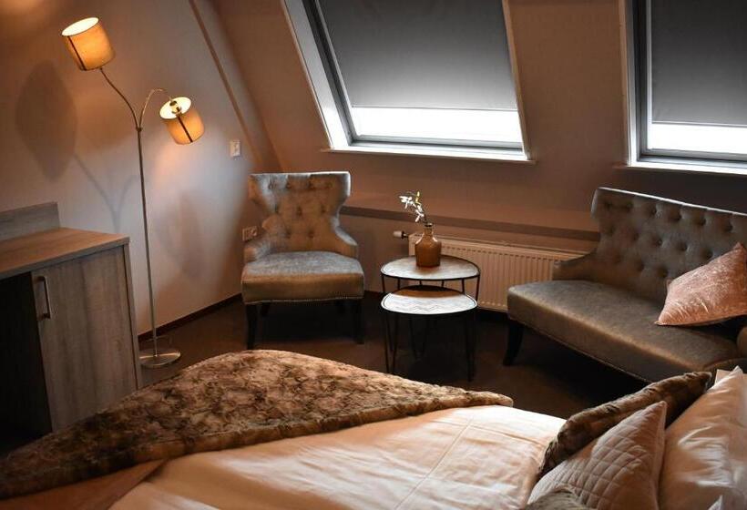 호텔 De Vrouwe Van Stavoren