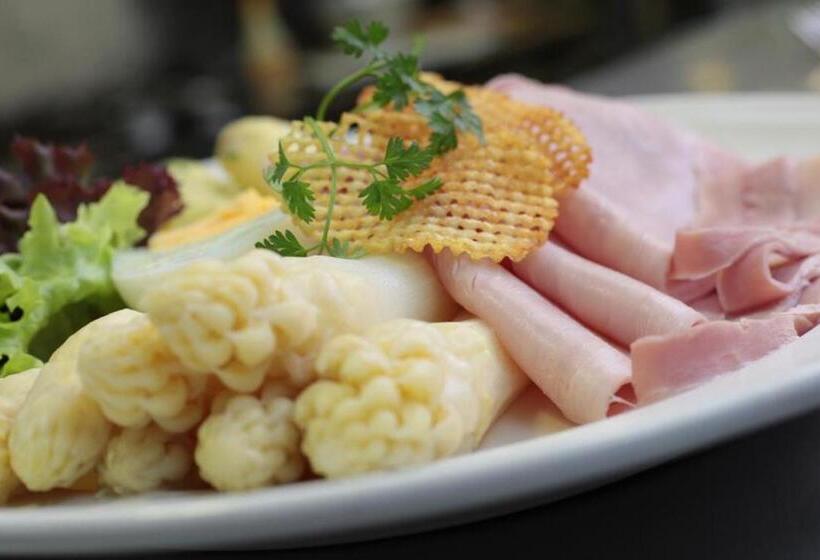 فندق Herberg Restaurant 't Zwaantje