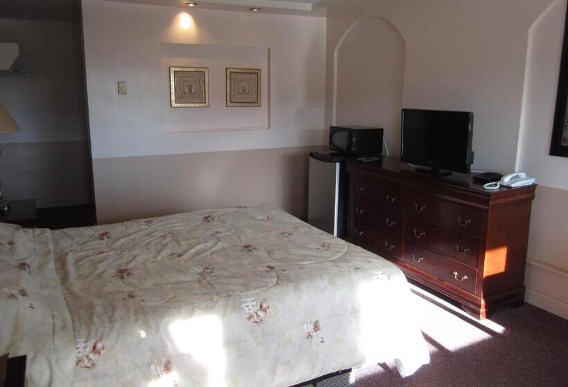 모텔 Traveller S Inn