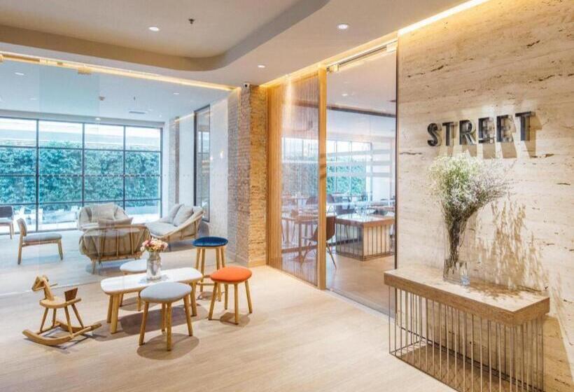 Clef Hotel Bangkok