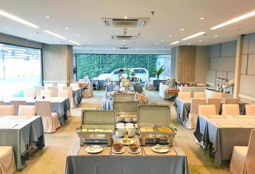 Clef Hotel Bangkok