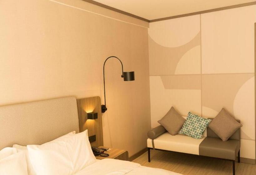 Hanting Hotel Tengzhou Longquan Road