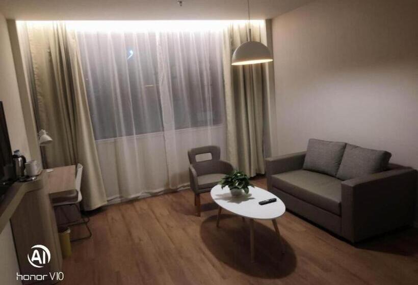 Hanting Hotel Zhoukou Xiangcheng People Square