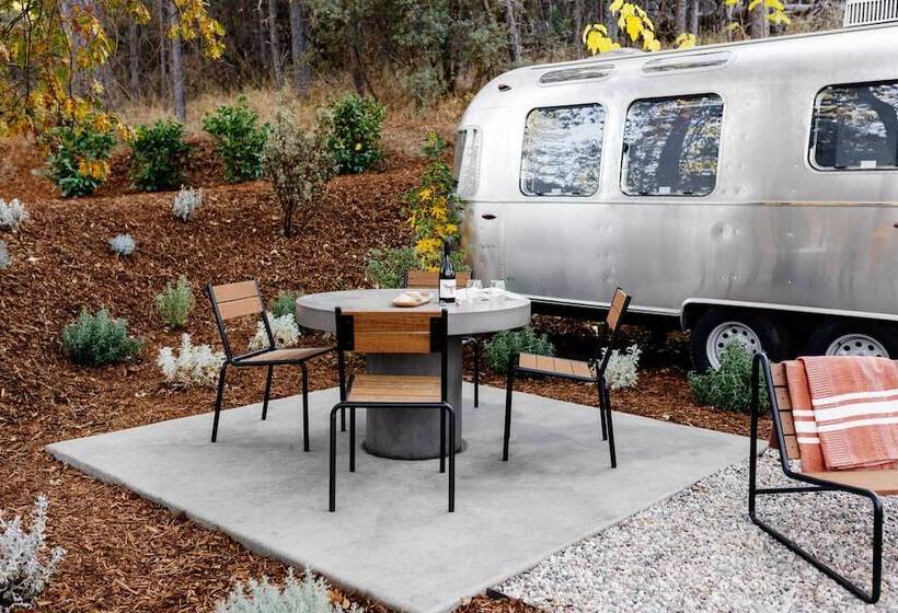 فندق Autocamp Sequoia