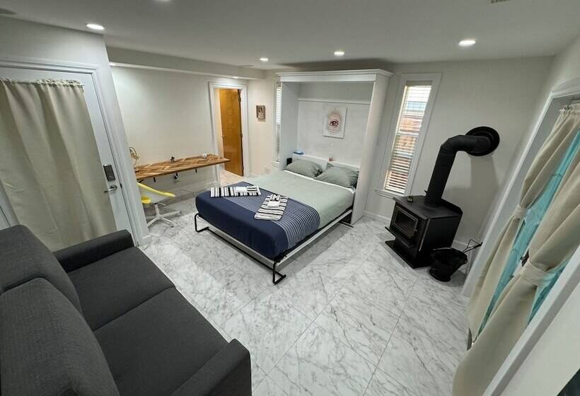 住宿加早餐  Illuminati Guest House