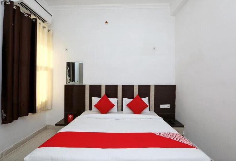 فندق Oyo Diamond Resort