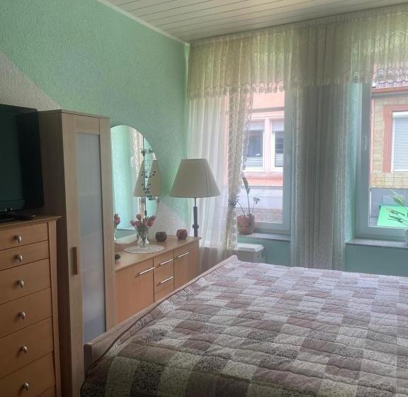 ペンション Zentrale Room Grünstadt