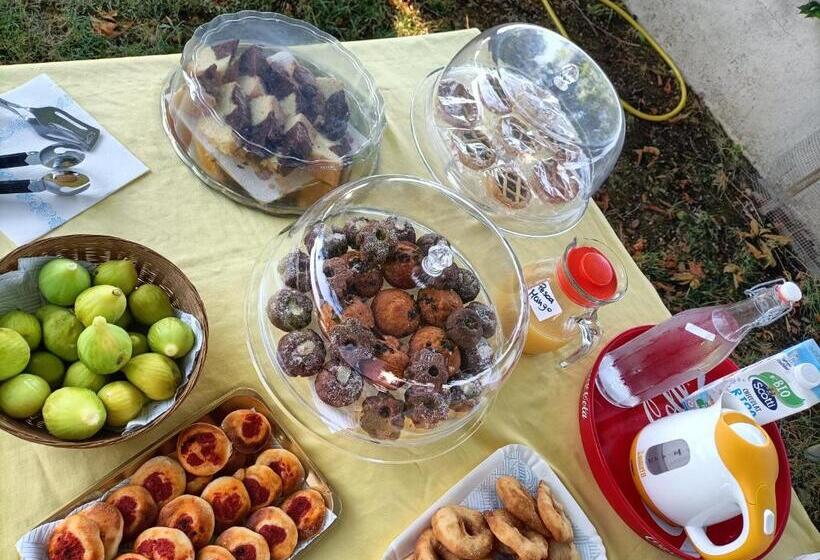 مبيت وإفطار Belvedere Baiocco