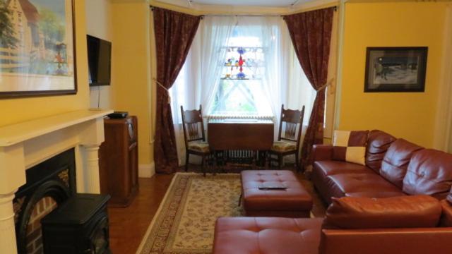 مبيت وإفطار The Roses Heritage Inn