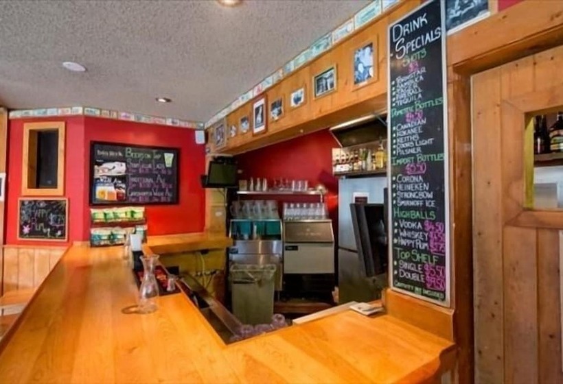 Hi Banff Alpine Centre   Hostel