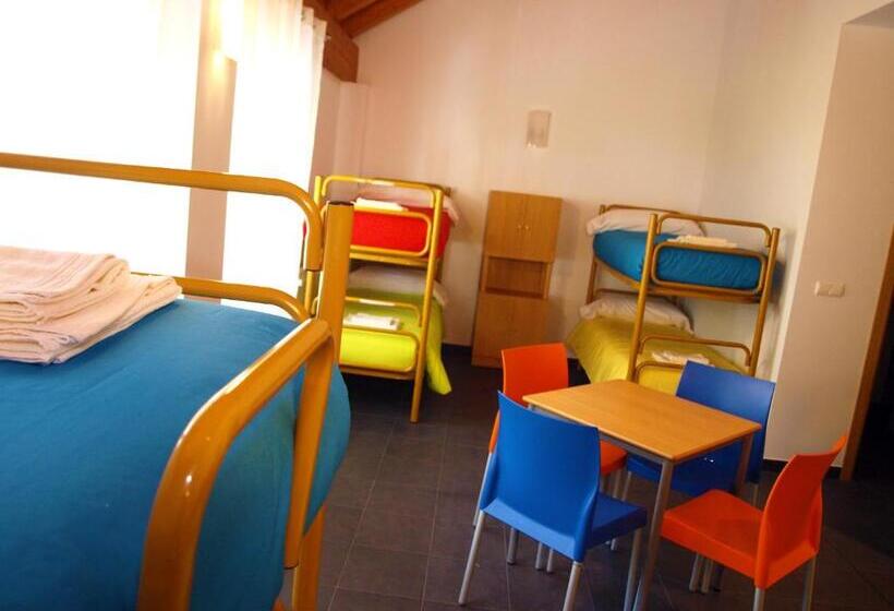 Albergue Francisco Giner De Los Rios