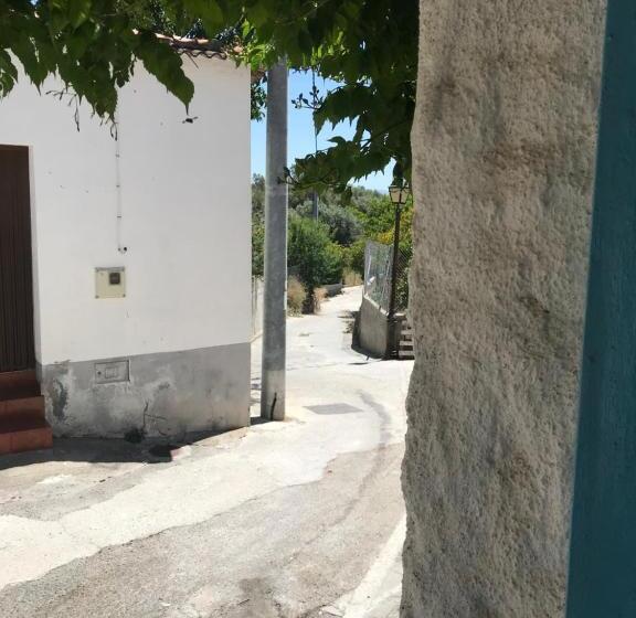 مبيت وإفطار Casa Aire De Lecrin