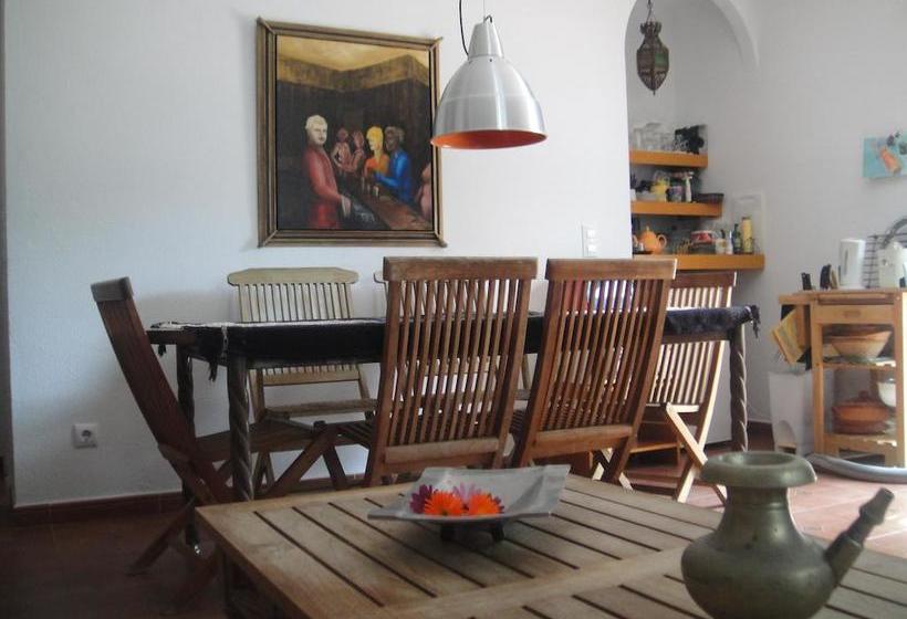 تختخواب و صبحانه Casa La Felicidad