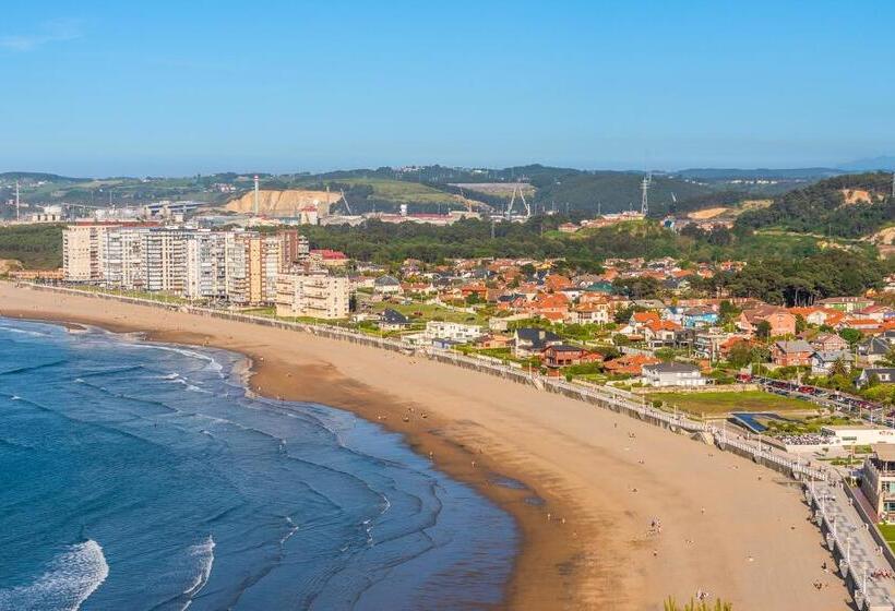 فندق Castillo De Gauzón