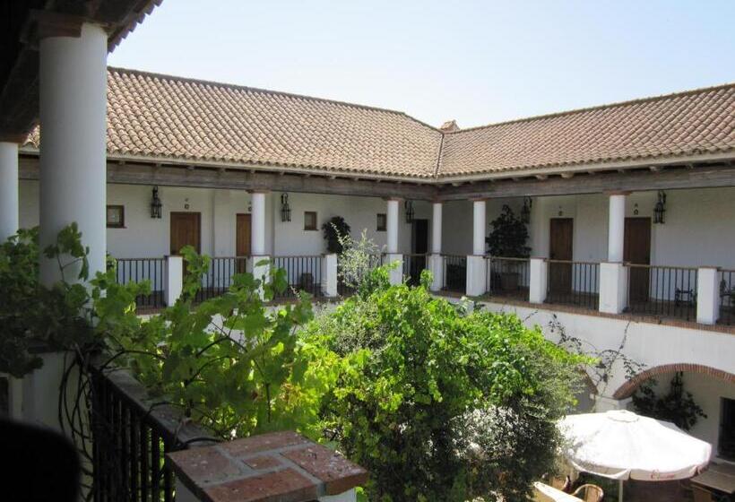 هتل Cortijo Las Grullas
