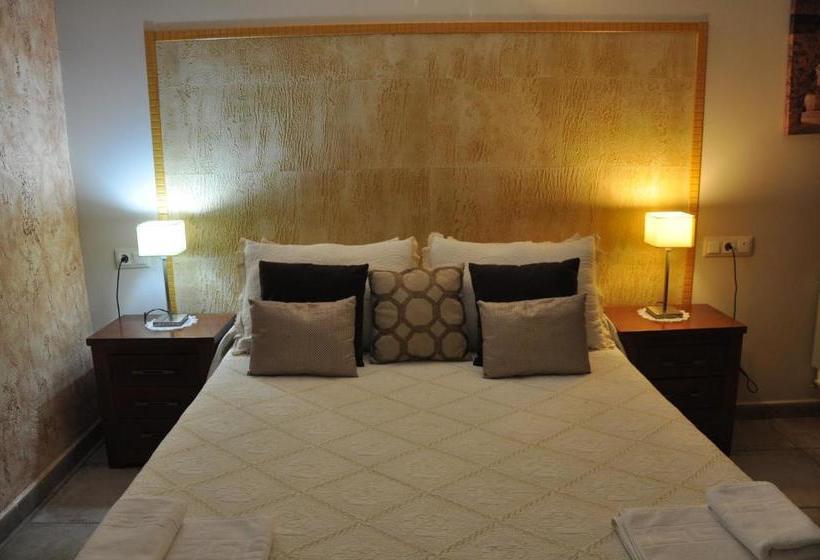 هتل Hostal Rural Letur