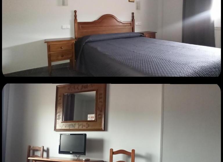 Отель Hostal San Antonio