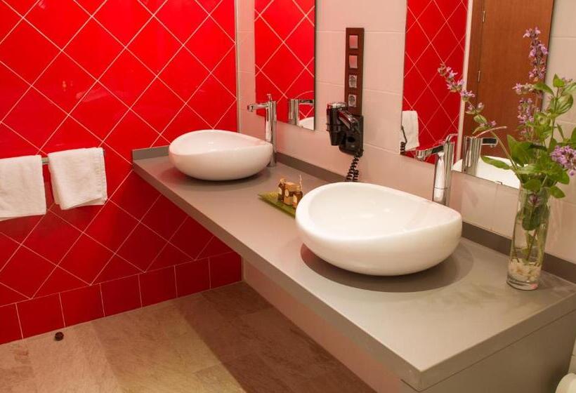 استراحتگاه Suites Finca Los Olivos