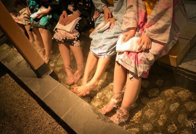 ريوكان Awara Onsen Seifuso
