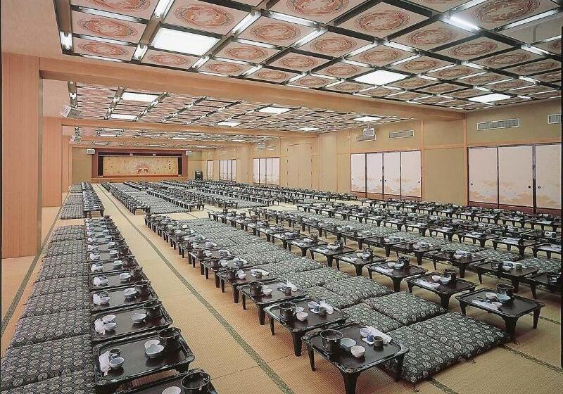 ريوكان Awara Onsen Seifuso