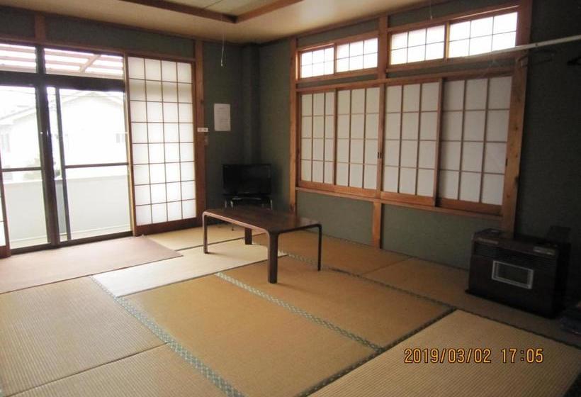 ريوكان Minshuku Kobayashi