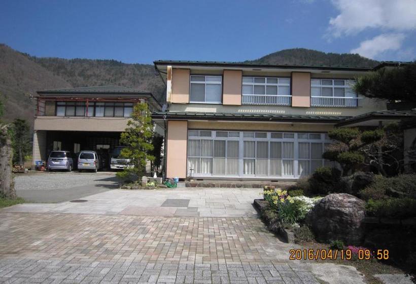 ريوكان Minshuku Kobayashi