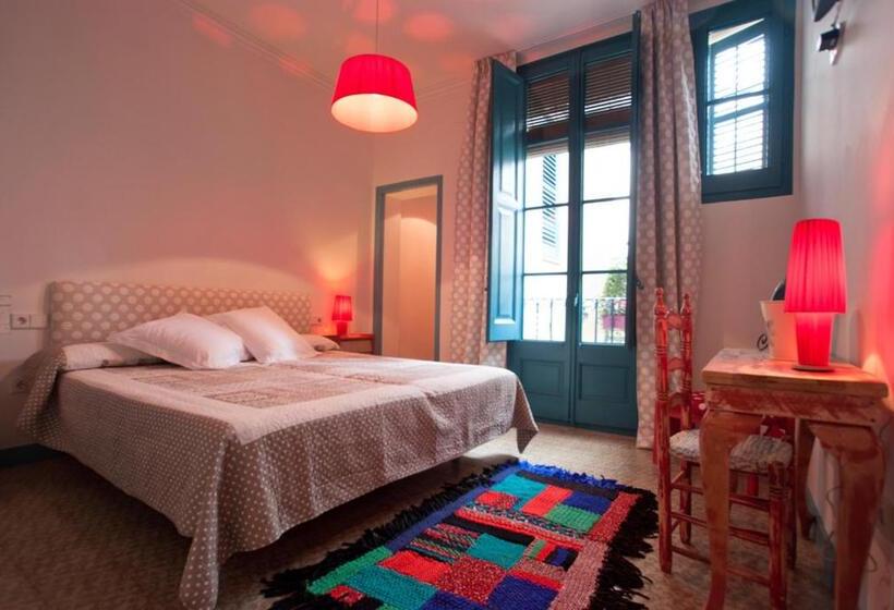 ベッドアンドブレックファースト Hostal Chic