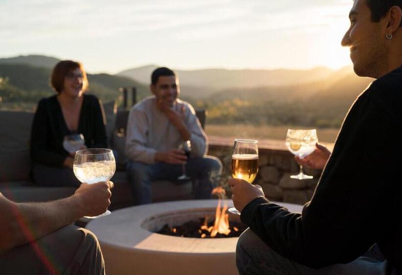 Отель La Torre Del Visco   Relais & Châteaux