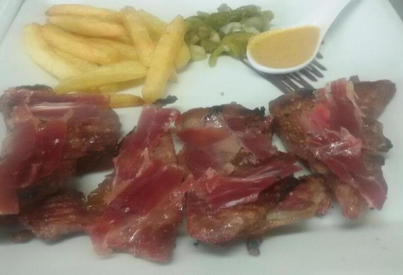 ホテル Restaurante Calderon