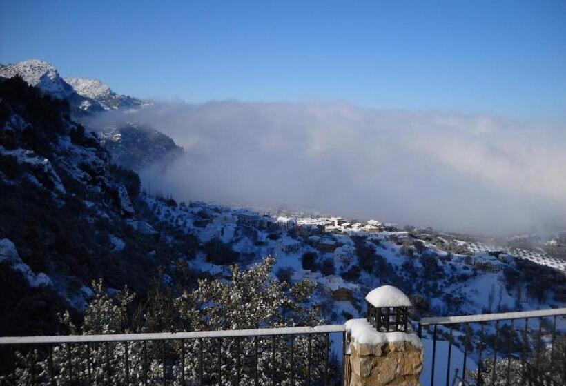 هتل روستایی Calerilla