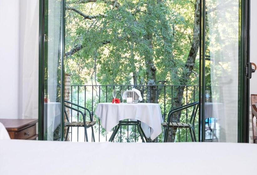 هتل روستایی Calerilla